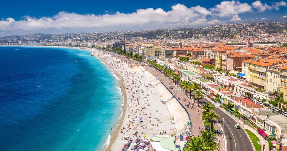 Cannes Déesse incoming