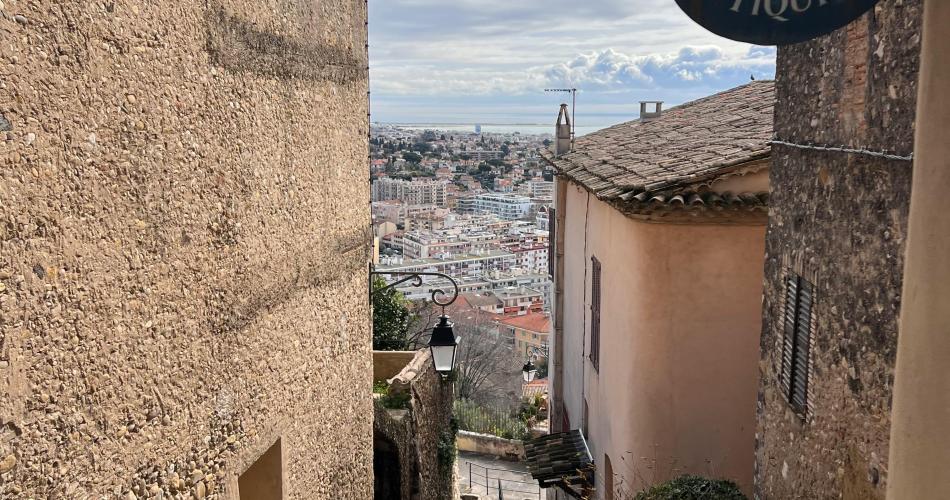 Saint Paul de Vence - Déesse incoming