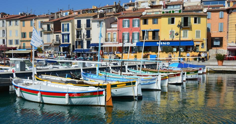 Cassis boats